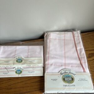 Vintage Martha Stewart Riverside Shell Pink Round Tablecloth 4 Cloth Napkins NOS